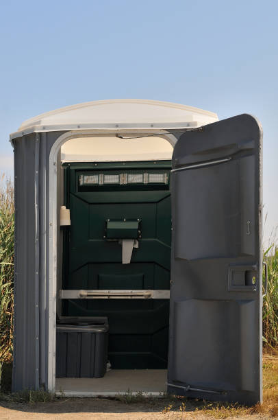 Best Sanitation services for porta potties  in Steger, IL